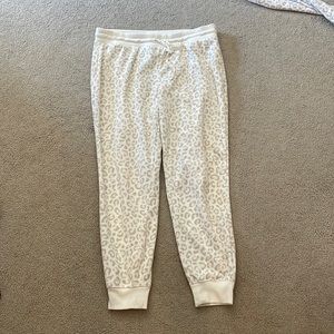 Old Navy Leopard print Pajama Set
